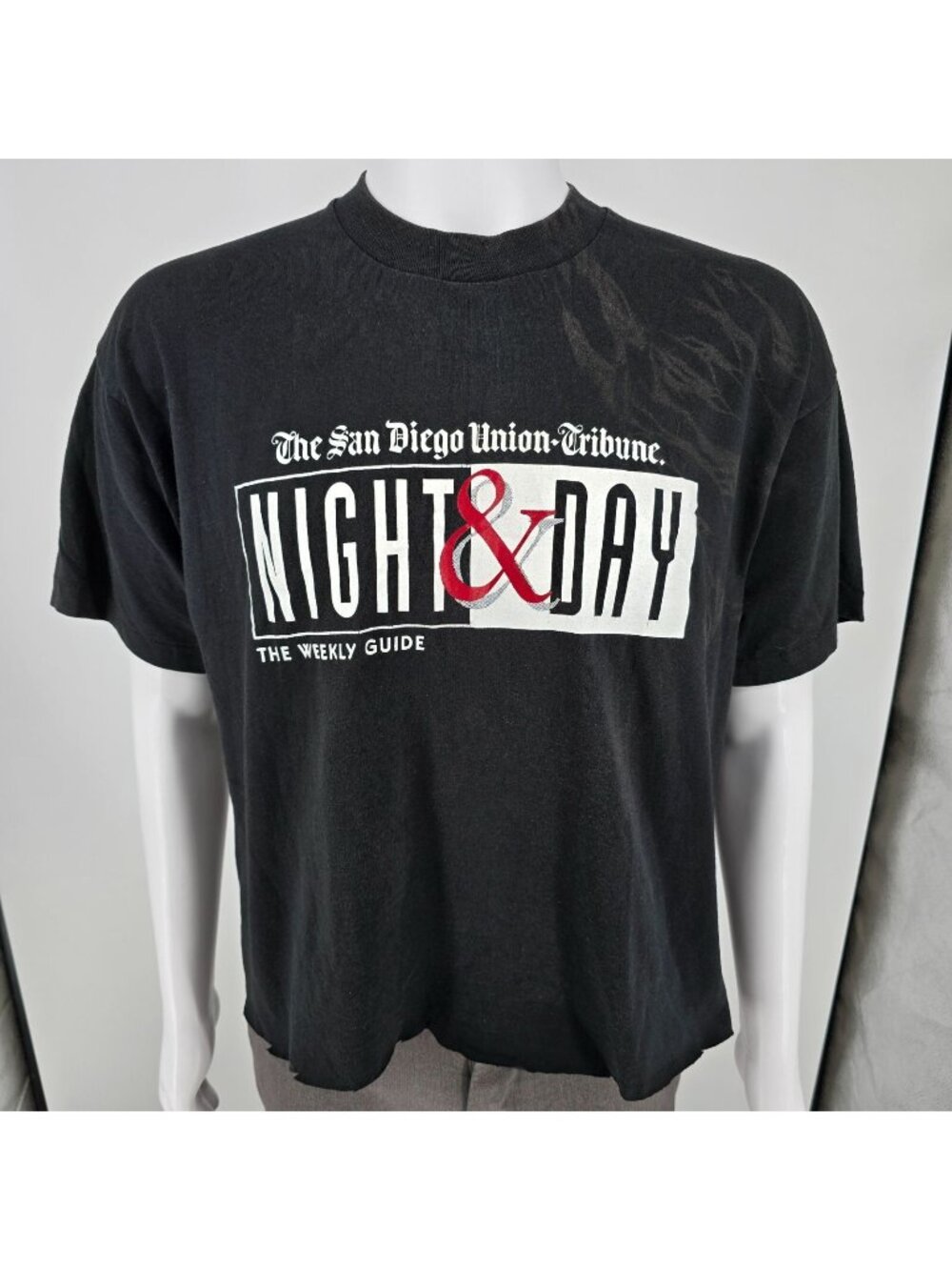 Distressed Vintage 1990s San Diego Union-Tribune Night & Day Black T-Shirt (XL)
